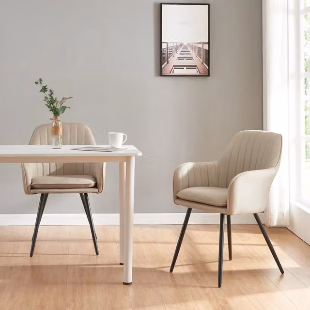 Set di 2 poltroncine da sala da pranzo Kannonkoski beige en.casa con braccioli e struttura in metallo