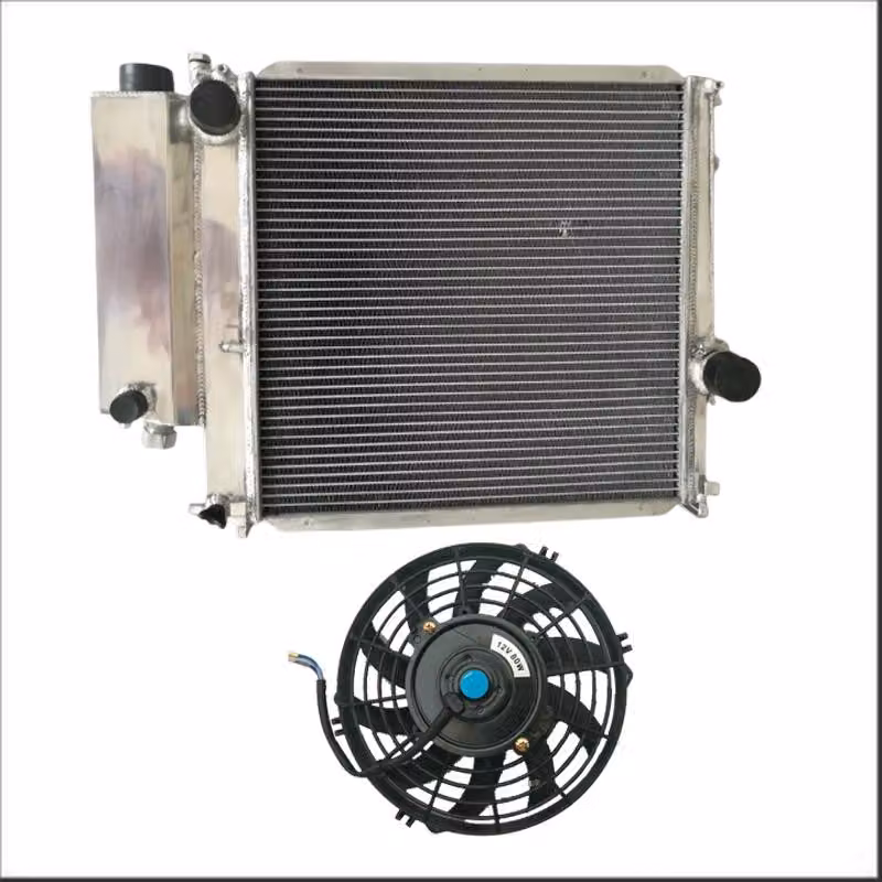 Radiatore in alluminio per sistema di raffreddamento auto - dimensioni 520x433x34 mm, con 2 file e inclusa ventola
