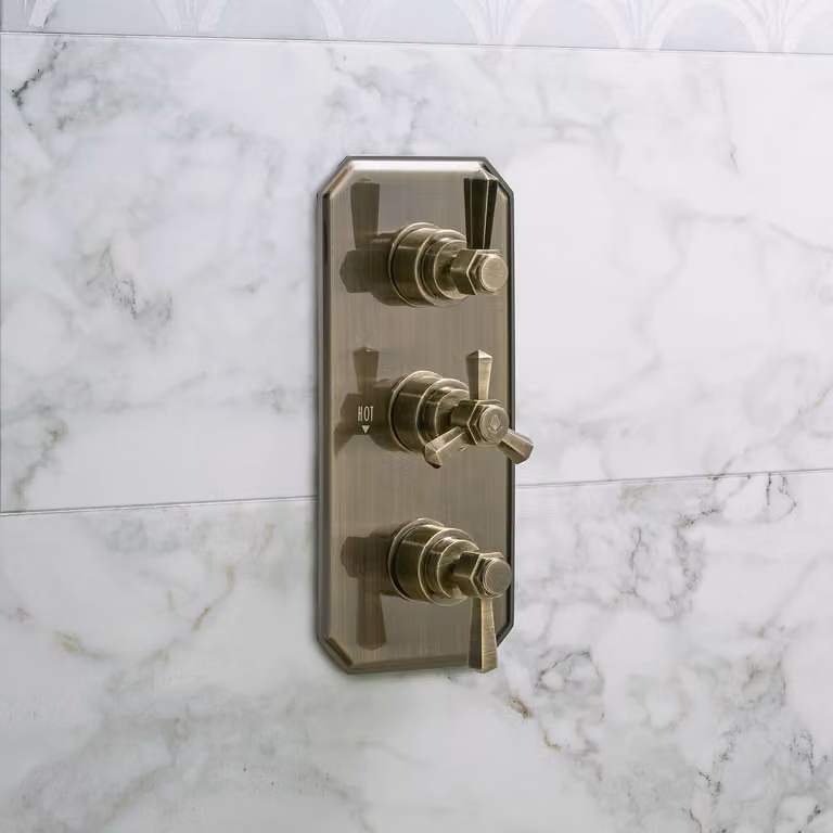 Miscelatore Doccia Termostatico Art Deco (2 vie) - Ottone Spazzolato - Earlham