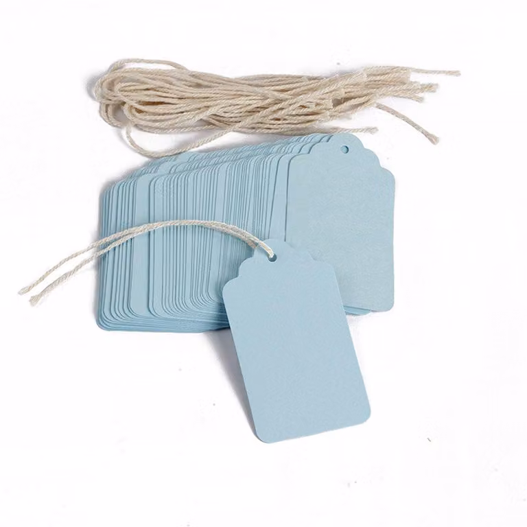 100 etichette regalo, 7x4 cm, carta, bordo decorato con fiori, colore blu, con cordoncino
