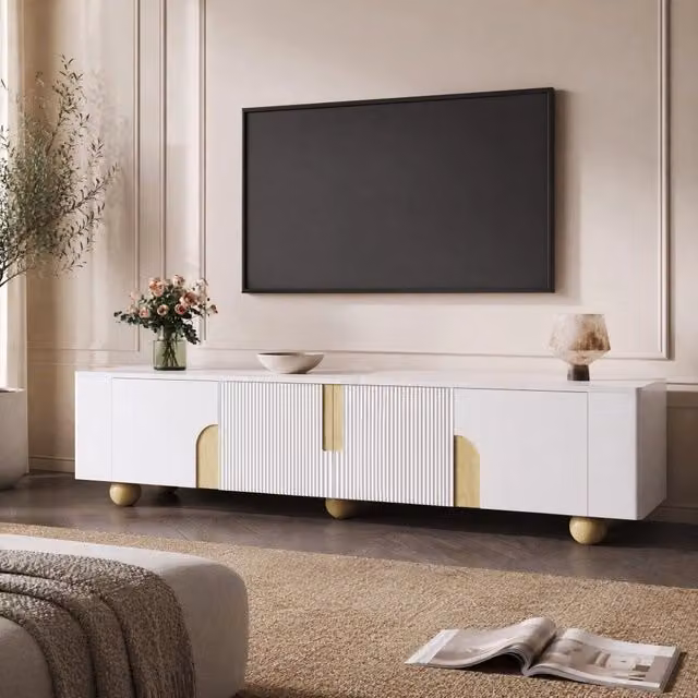 Mobile TV moderno MODFU per soggiorno con 4 ante, finitura effetto marmo lucido, bianco e legno, Larghezza: 180 cm – 1