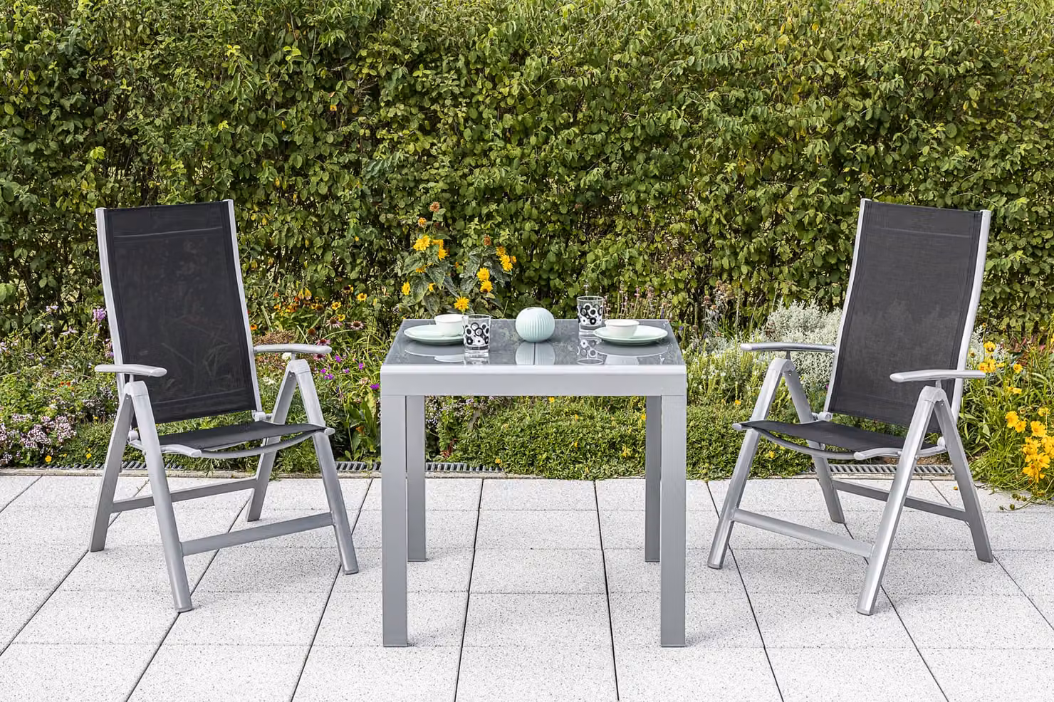 Set di mobili da giardino Merxx "Carrara" 3 pezzi con tavolo allungabile da balcone 80/120 x 70 cm - Struttura in alluminio argento con rivestimento in tessuto nero