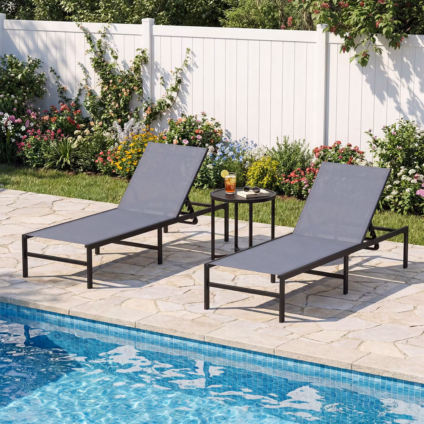 Set di 2 sedie a sdraio regolabili Costway in metallo e tessuto grigio per piscina, spiaggia e giardino