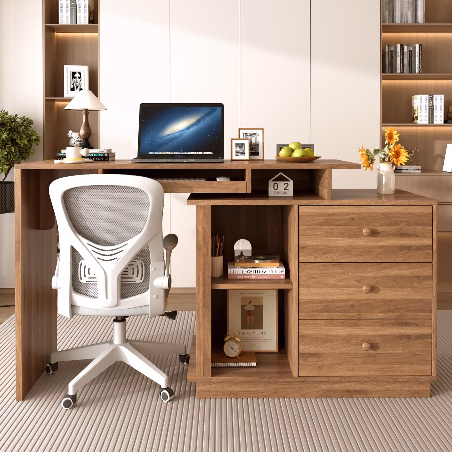 Scrivania estraibile per computer in MDF con finitura effetto legno, dimensioni 110x40x75,5 cm, dotata di cassetto estraibile per la tastiera, vani a giorno e 3 cassetti