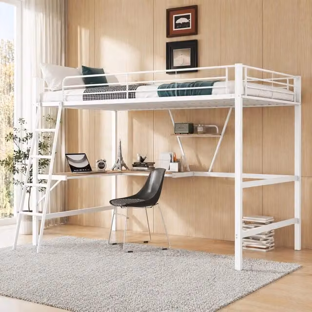 Letto a soppalco 90x200 cm in metallo bianco con scrivania a L e scaffale integrati