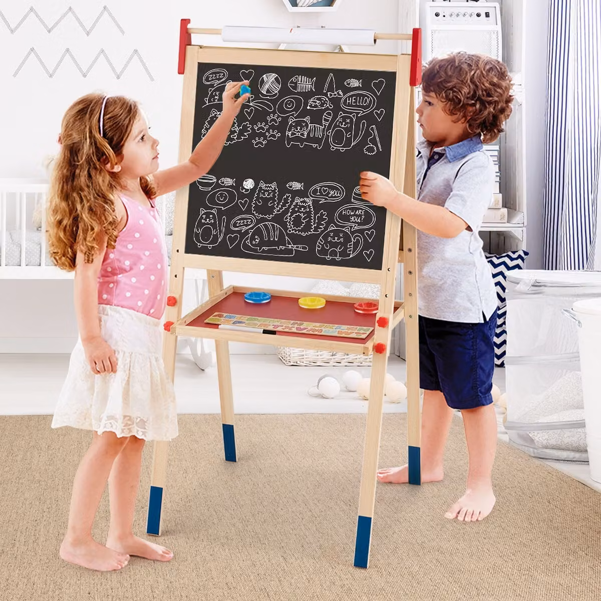 Cavalletto per bambini 3 in 1 Costway in legno multicolore con lavagna e lavagna bianca regolabile L: 50 cm, P: 47 cm