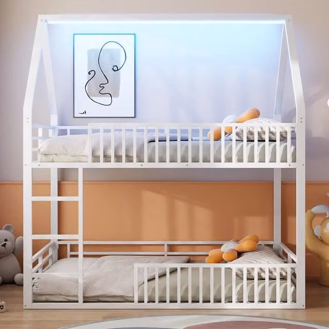 Letto a castello 140x200 a forma di casetta con luce LED; metallo bianco
