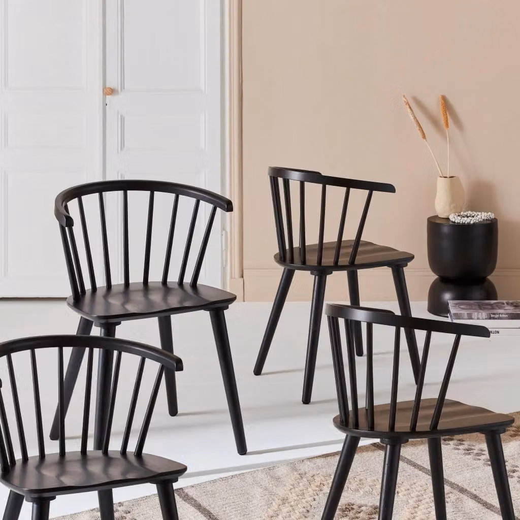 Set di 4 sedie da sala da pranzo Sweeek in legno nero e bianco con finitura opaca – 2