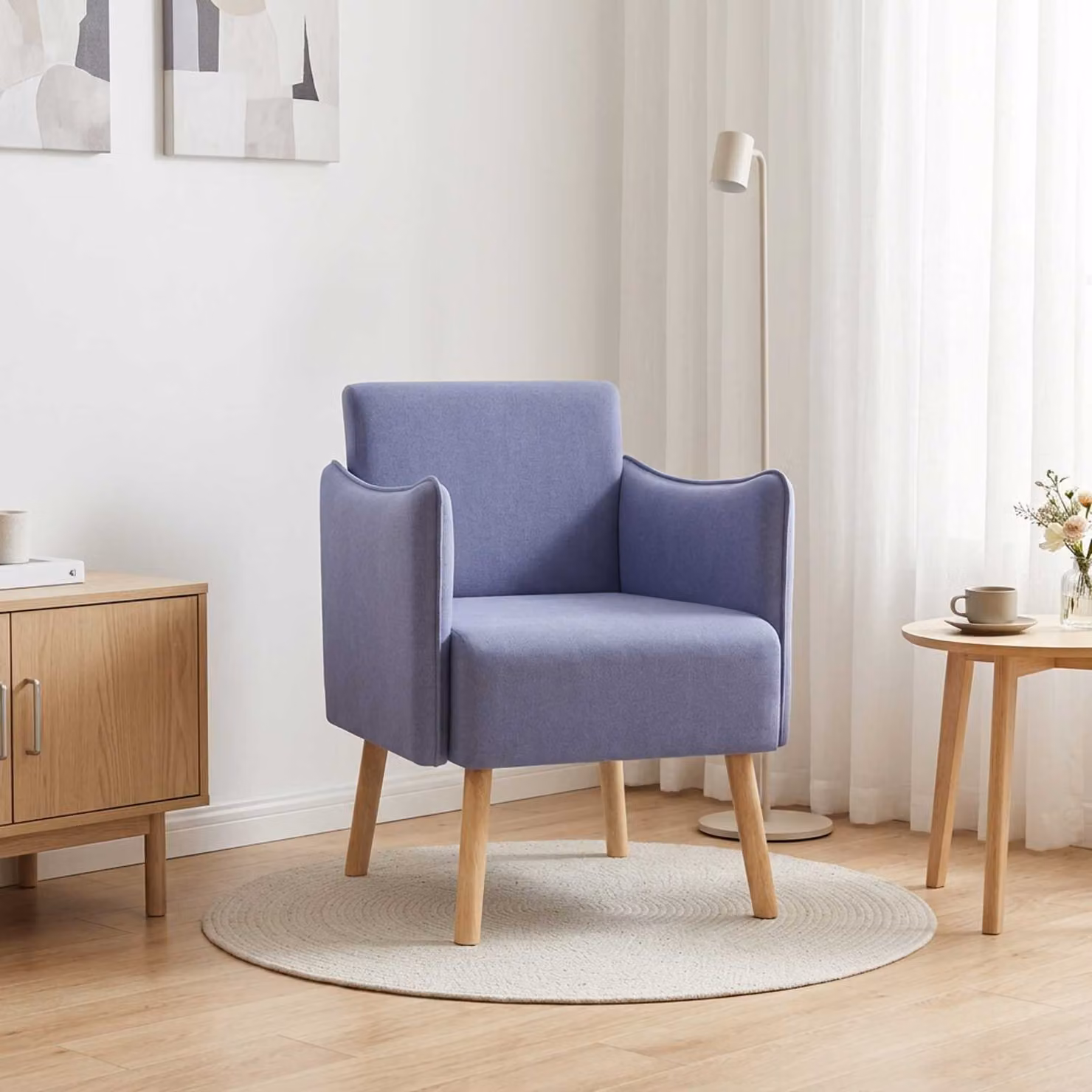 Sedia d'accento moderna vidaXL in tessuto blu con braccioli e struttura mista per soggiorno o camera da letto L/P/H: 76 x 65 x 60 cm