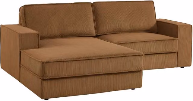Divano angolare sinistro SWEEEK in velluto a coste marrone, 3 posti, con struttura in legno massello e cuscini decorativi inclusi, L/P/H: 231 x 156 x 83 cm – 1