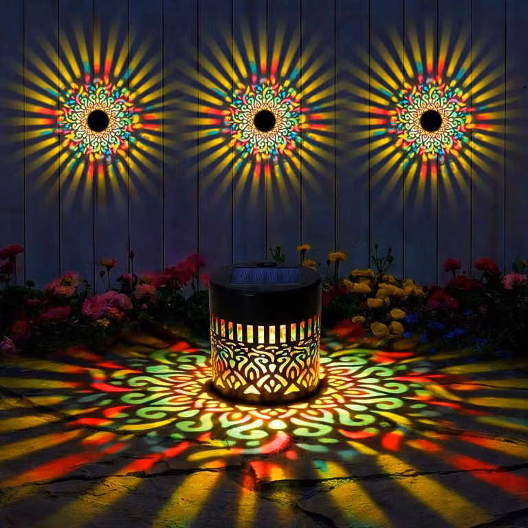 4 Lampade solari da esterno, grado di protezione IP65, luce colorata, design a mandala