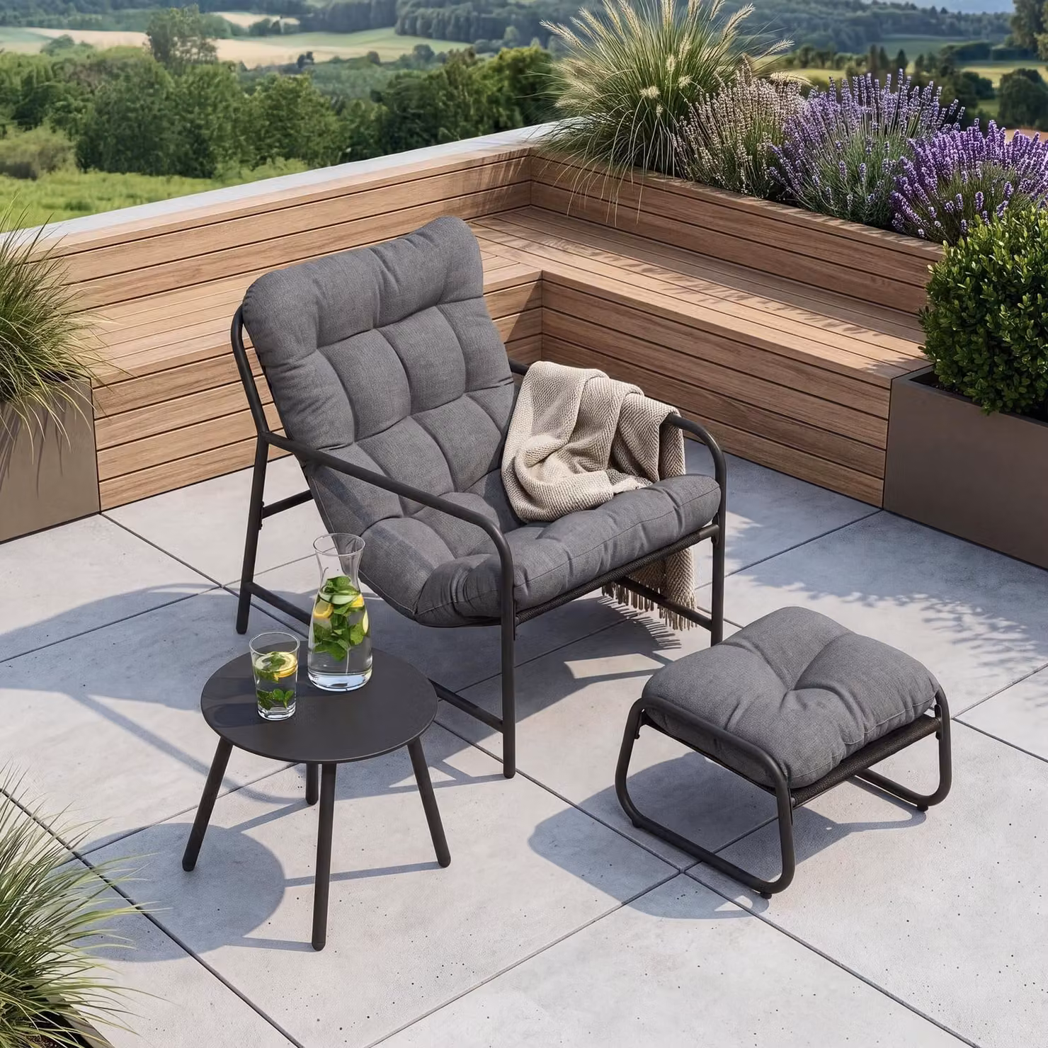 Set di mobili da giardino "Trerdfjoa" composto da: sedia da giardino, tavolo da giardino e poggiapiedi. Struttura in metallo, colore grigio scuro