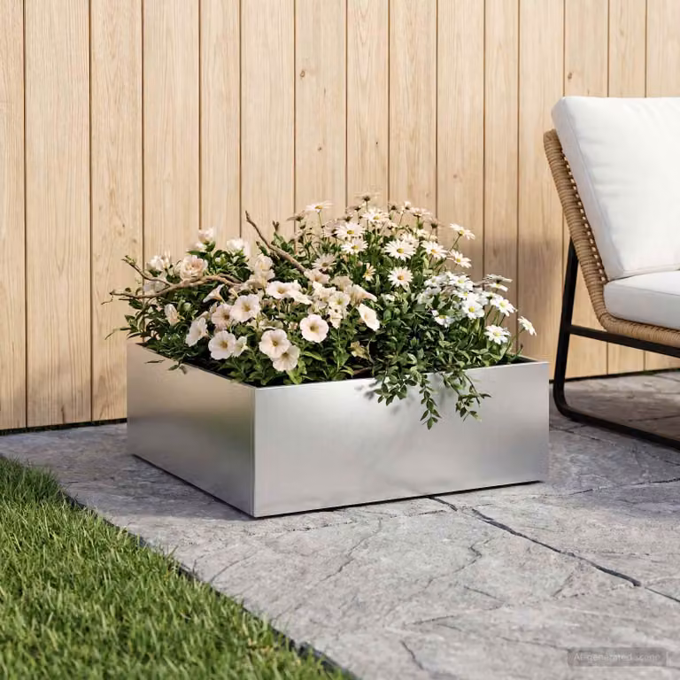 Vaso da giardino vidaXL in acciaio zincato argento L/P/H: 40 x 40 x 20 cm