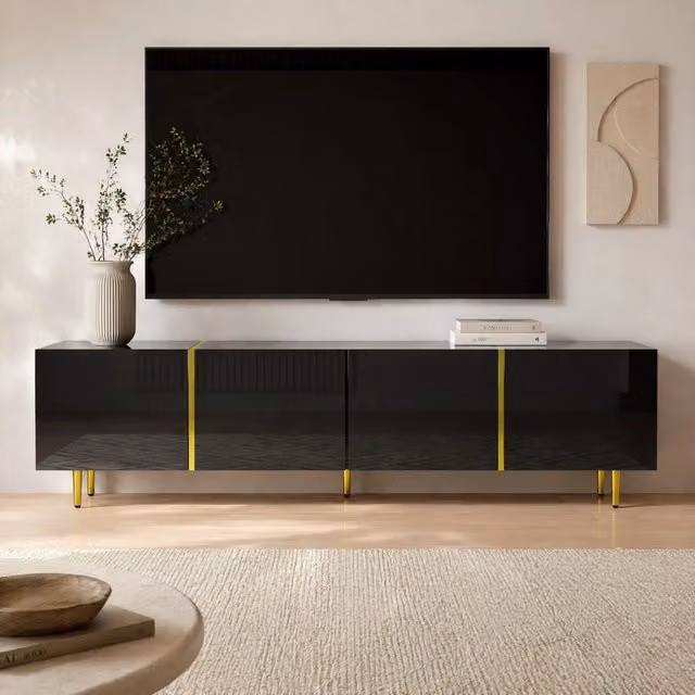Mobile TV moderno MODFU in MDF nero lucido con dettagli oro e 4 ante, L: 170 cm, P: 35 cm, H: 46 cm