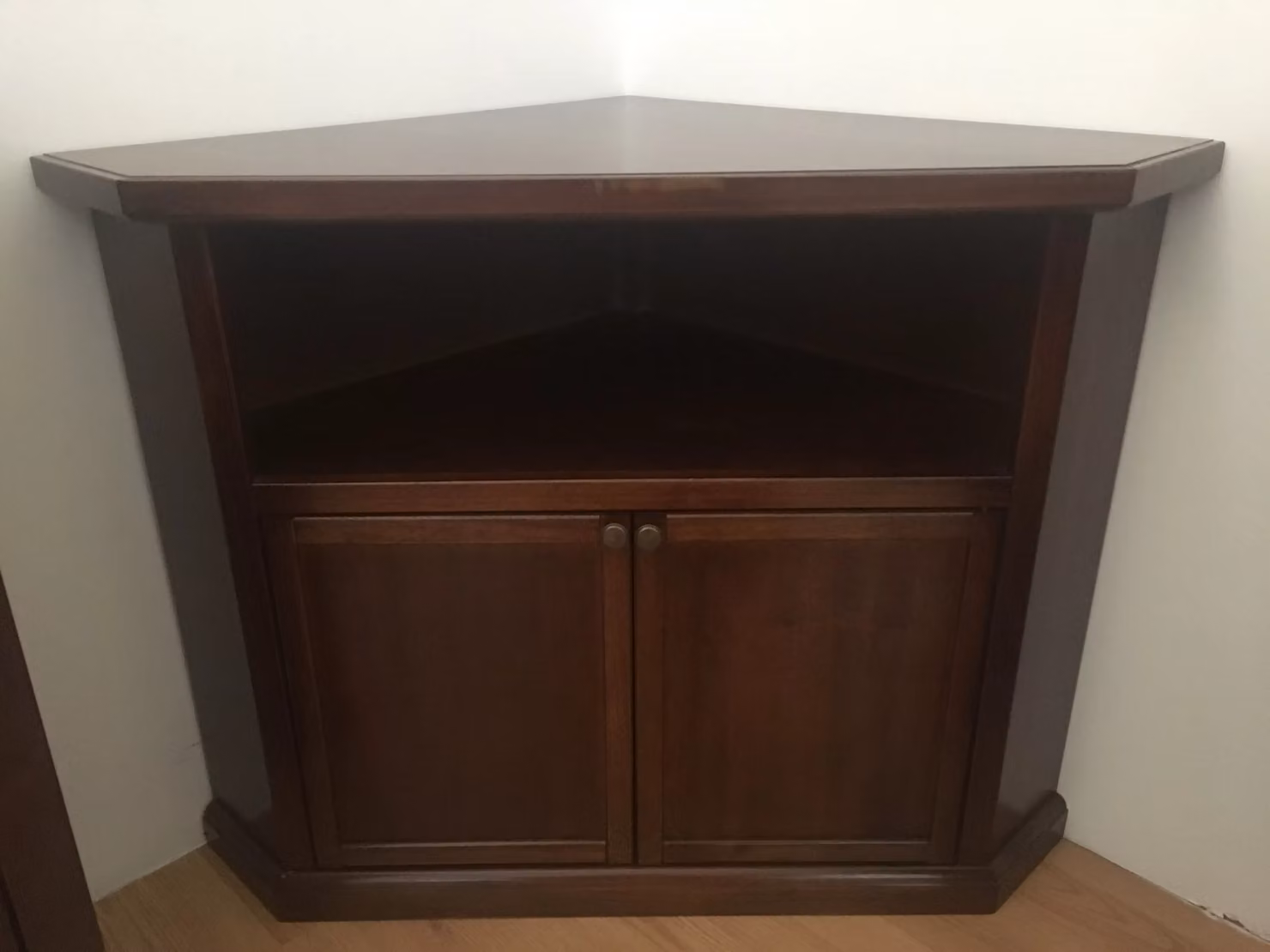 Porta TV ad angolo in legno stile arte povera color noce Mobili 2G L: 72 cm, P: 63 cm, H: 80 cm – 3