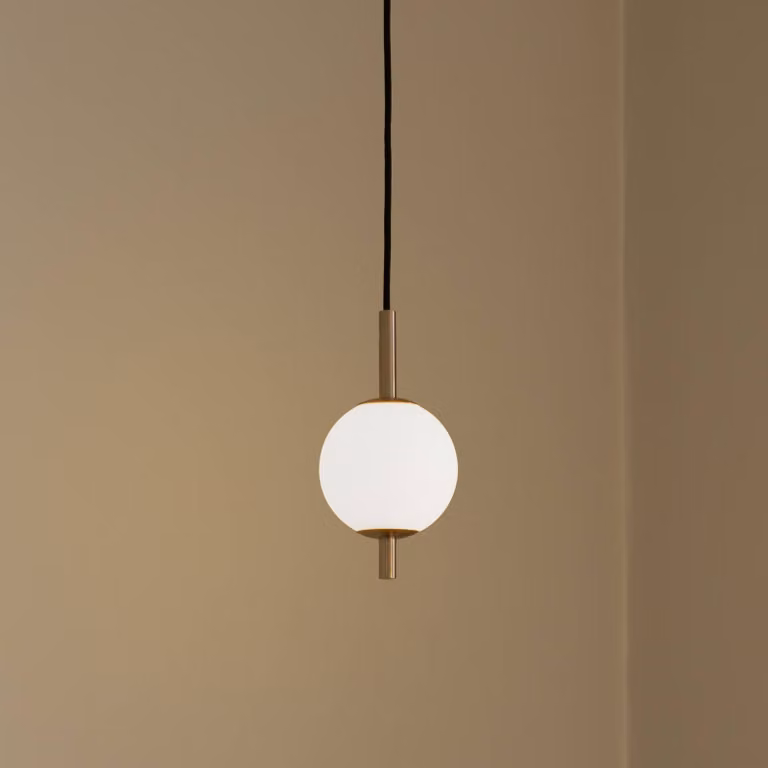 UMAGE Lampada a sospensione Audrey, dimmerabile, Ottone / Oro, Soggiorno / Sala da pranzo, Metallo, Design, Lampada a sospensione