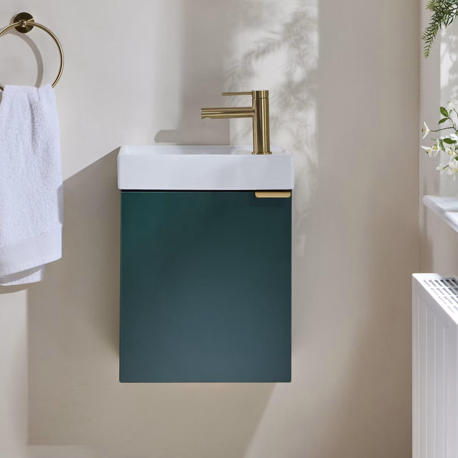 Mobile Bagno Verde Scuro Sospeso da 400mm con Lavabo e Maniglia con Impugnatura a Dito in Oro Satinato - Cluo
