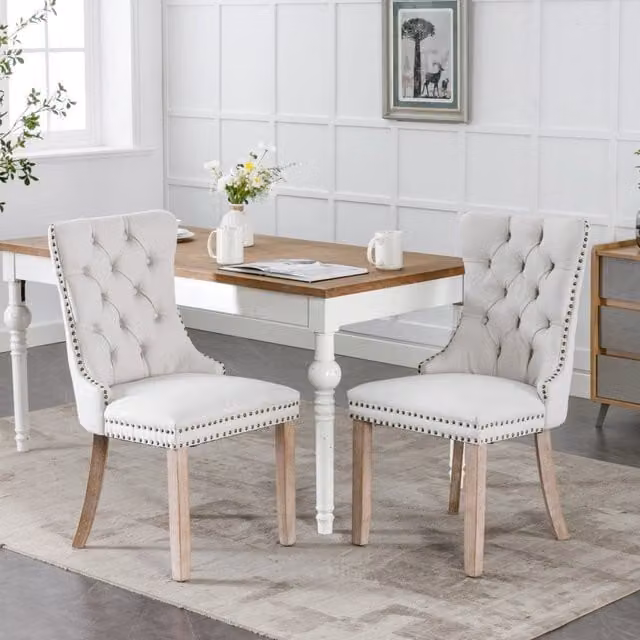 Sedia da pranzo moderna OKWISH in tessuto beige con gambe in legno massello e schienale alto