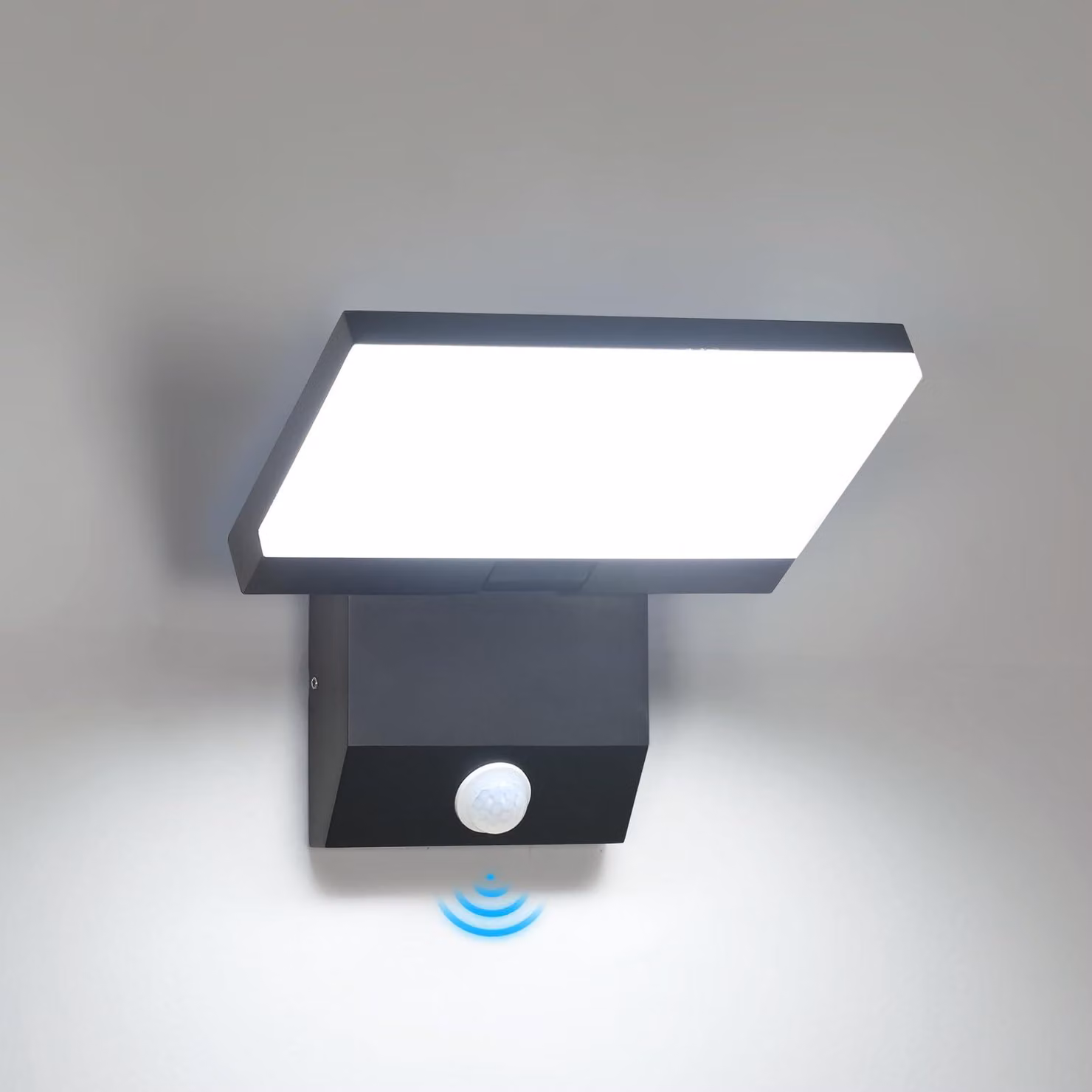 Lampada da parete esterna a LED, 24W, con sensore di movimento, grado di protezione IP65, temperatura di colore 6500K