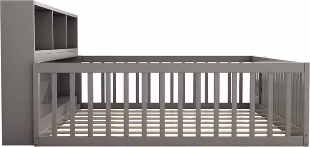 Daybett in legno di pino e MDF con rete a doghe 140x200 cm, con sponde e vani di stoccaggio, colore grigio