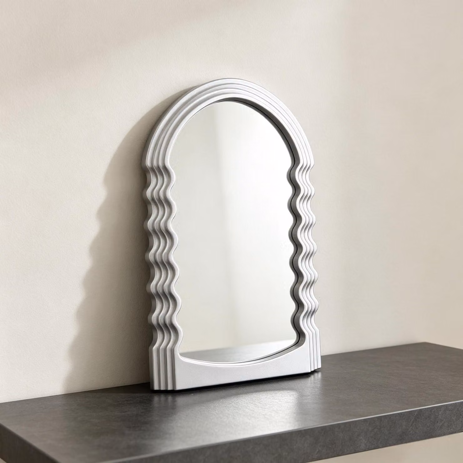 Specchio cosmetico curvo, 26x41 cm, argento, da montare a parete