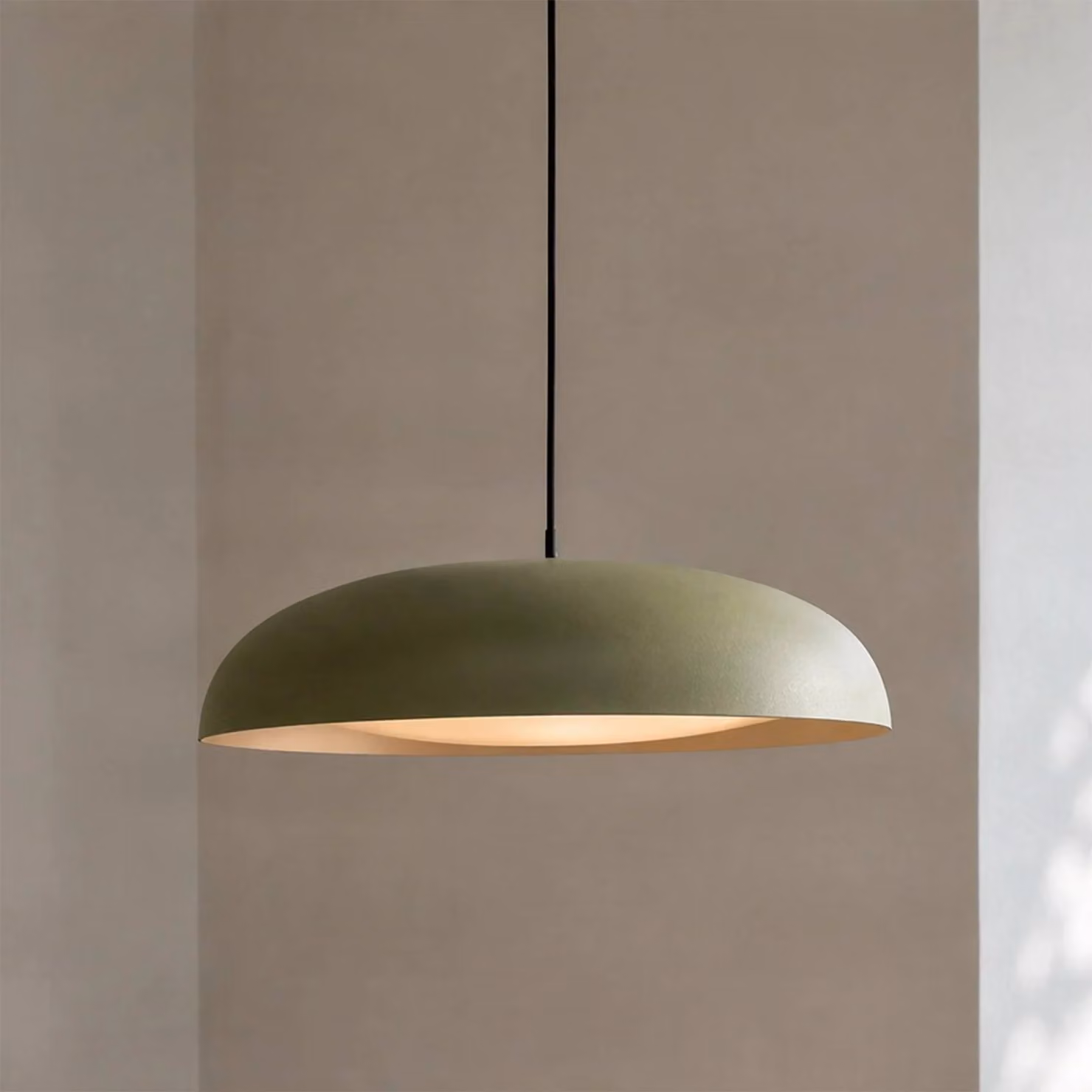 Lampada a sospensione Florie Lindby, Verde, Soggiorno / Sala da pranzo, Metallo, Moderno, Lampada a sospensione