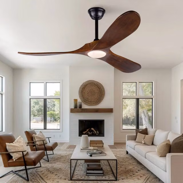 Ventilatore da soffitto moderno con luce LED dimmerabile e telecomando, pale in legno e metallo, disponibile in nero o marrone