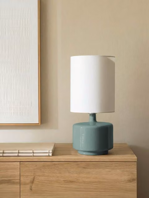 Lampada da tavolo Banu Kenay Home in ceramica e tessuto, colore verde e bianco – 1