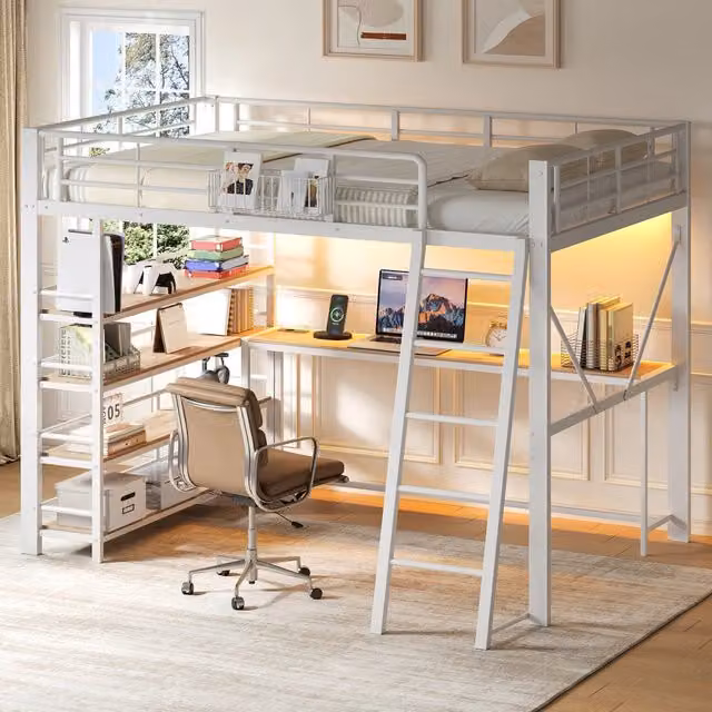 Letto a soppalco Mivray bianco con scrivania integrata, ripiani, illuminazione LED e porta di ricarica USB, L/P: 140 x 200 cm
