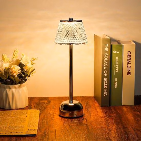 Lampada da tavolo a LED con comando touch - 3 modalità di illuminazione - dimmerabile - per interni ed esterni con porta USB-C - lampada a LED - alimentata a batteria per la camera da letto