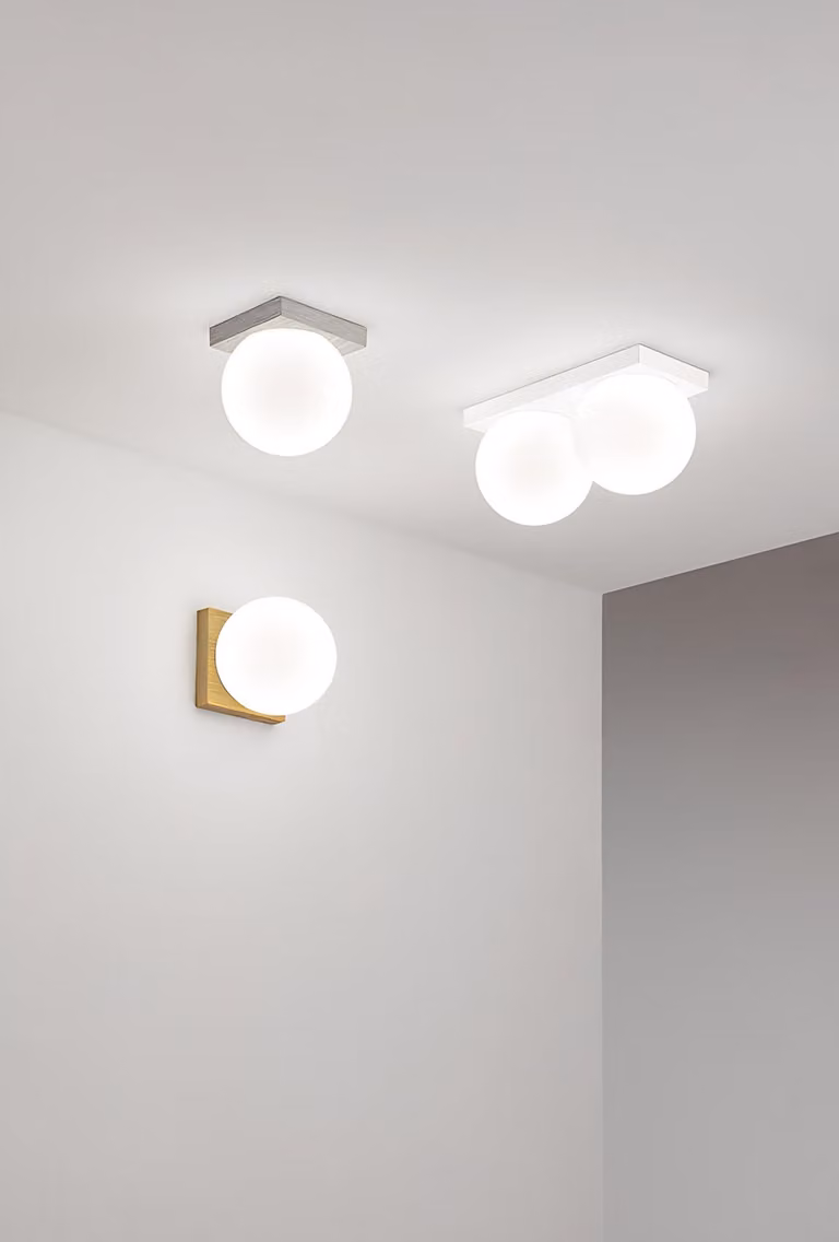 Plafoniera LED Moderna 8W 3000K in Metallo Ottone Brunito e Vetro Soffiato - Design Elegante per Interni IP40 - Perenz