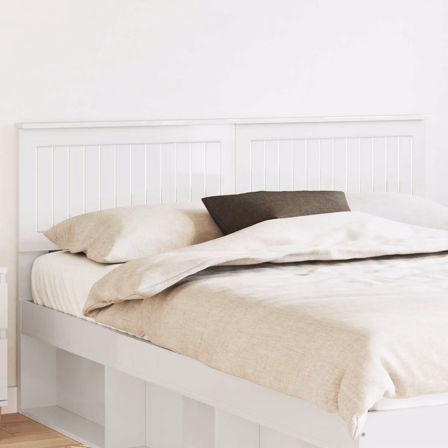 Testiera per letto moderna vidaXL in legno ingegnerizzato bianco lucido con scomparti laterali L 153,0 cm x H 90,0 cm x P 10,7 cm