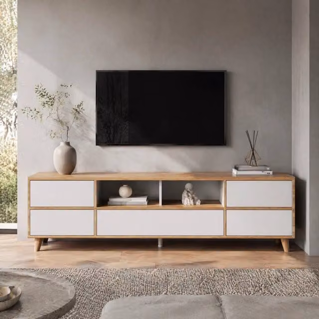 Mobile TV Mivray per soggiorno moderno in MDF bianco con quattro ante, quattro vani e piedi in legno L/P/H: 175 x 37 x 51 cm
