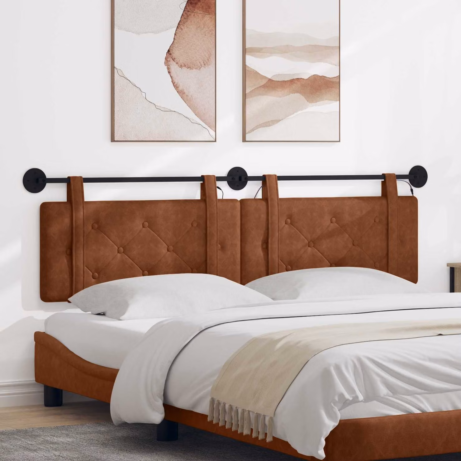 Testiera per letto sospesa vidaXL in similpelle marrone con illuminazione integrata e pannello imbottito L: 190 cm, H: 55 cm, P: 8,5 cm
