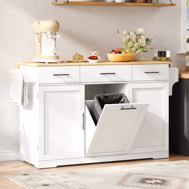 Isola cucina con ruote Vovees Living con piano pieghevole, pattumiera, 3 cassetti e prese elettriche, finitura bianco e legno, L: 136 cm, P: 63,4 cm, H: 92 cm – 1