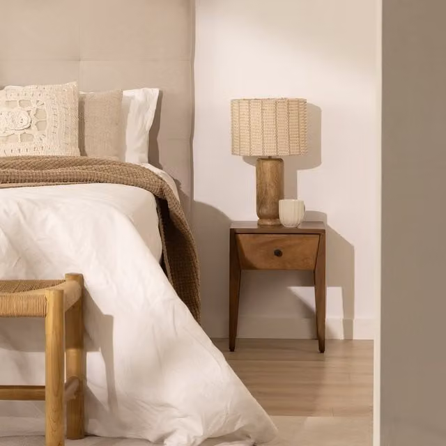 Comodino Boma Banak in legno massiccio di mango marrone