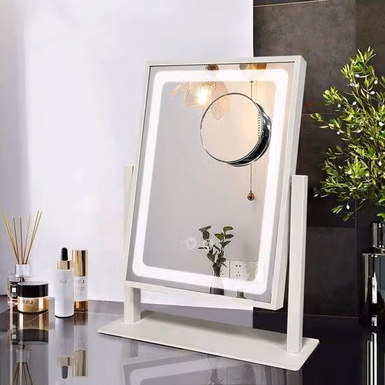 Specchi da trucco elettrici con base girevole e colori della luce regolabili