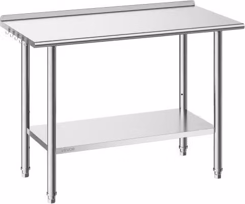 Tavolo da lavoro per cucina VEVOR in acciaio inox color argento con 2 ripiani e alzatina, L: 121,9 cm, P: 61 cm