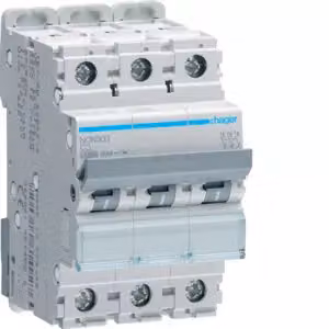 Interruttore automatico tripolare 10 kA, caratteristica C, 3 A, 3 moduli