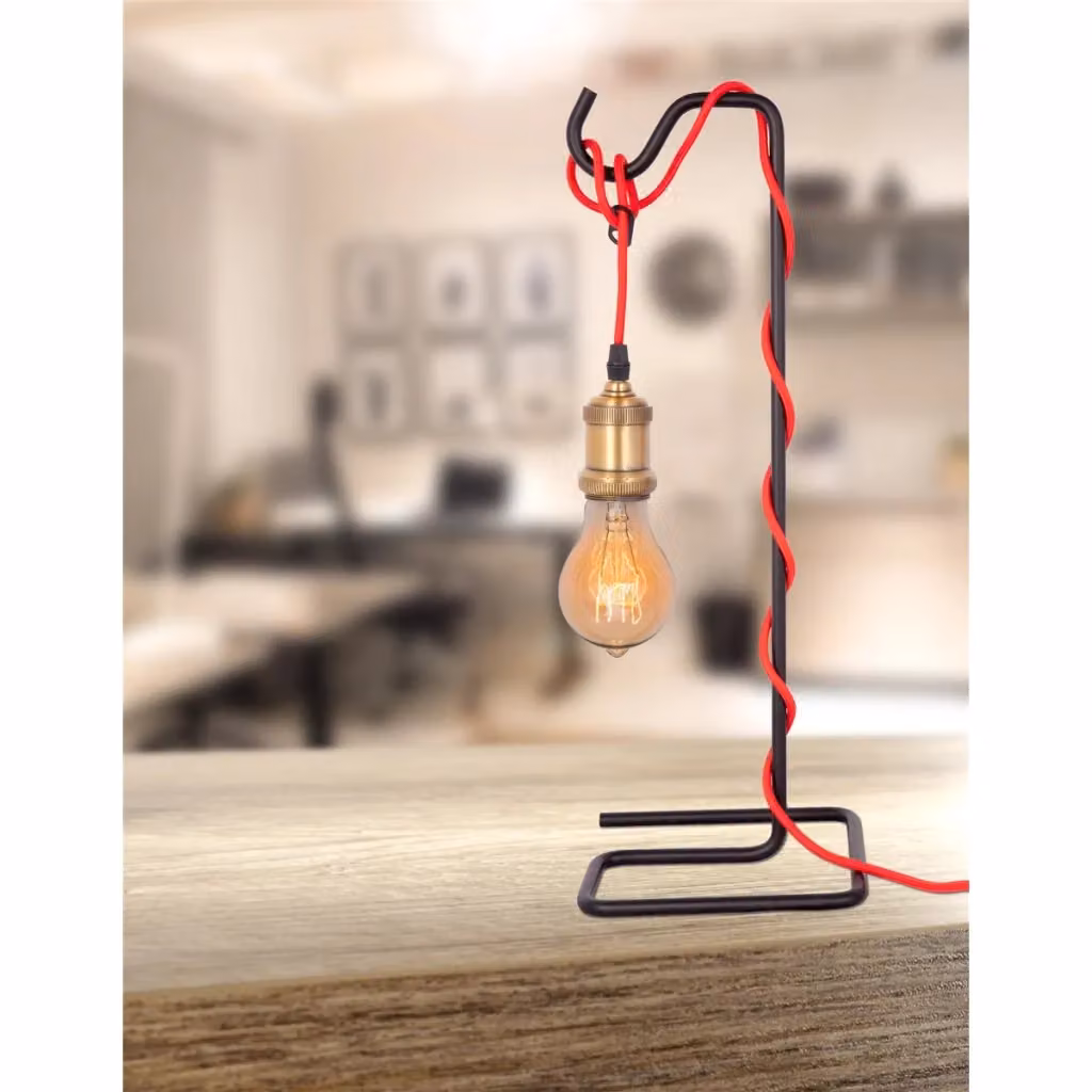 Lampada da tavolo industriale KENDRA HOME in metallo nero e ottone con luce bianco caldo – 2