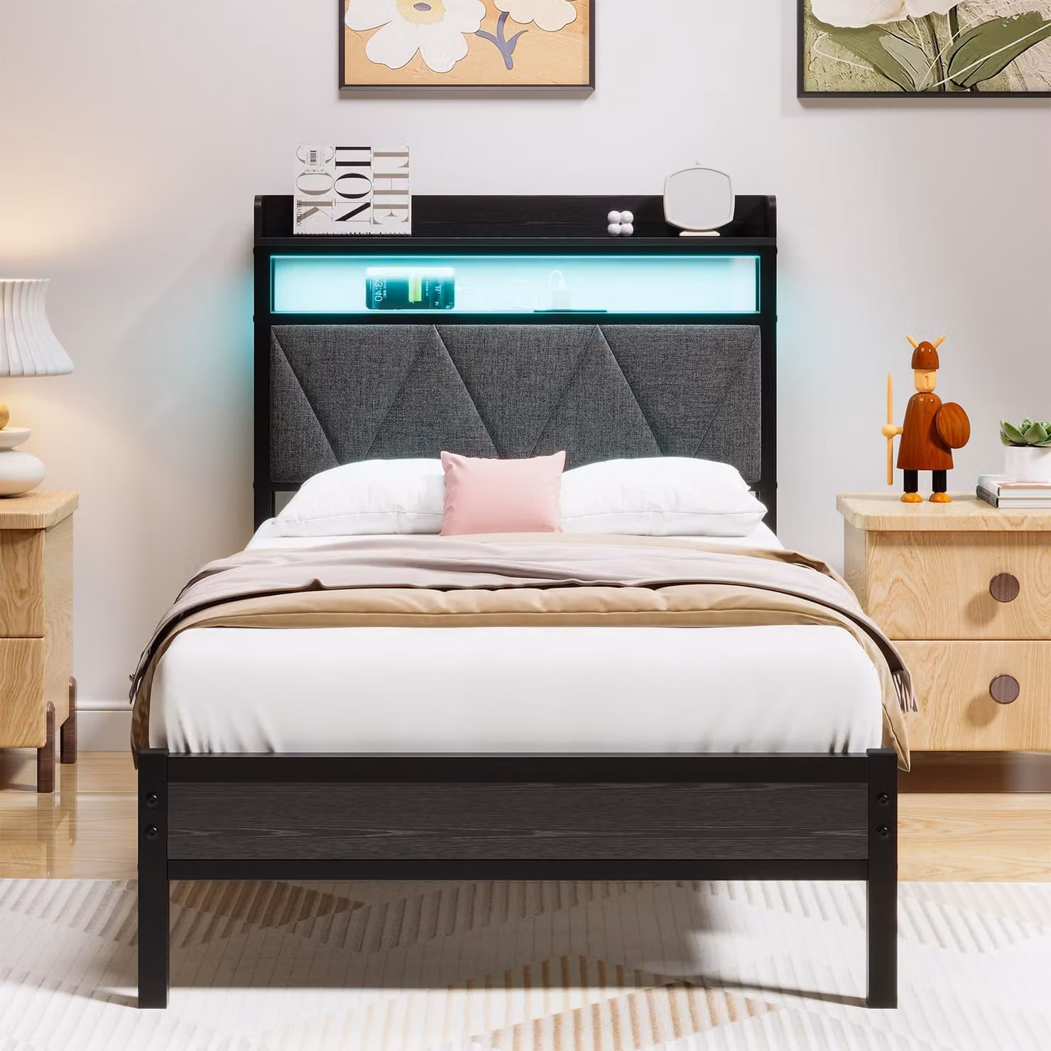 Letto matrimoniale in metallo 90x200 cm con testiera, dotato di prese USB e illuminazione a LED, colore nero