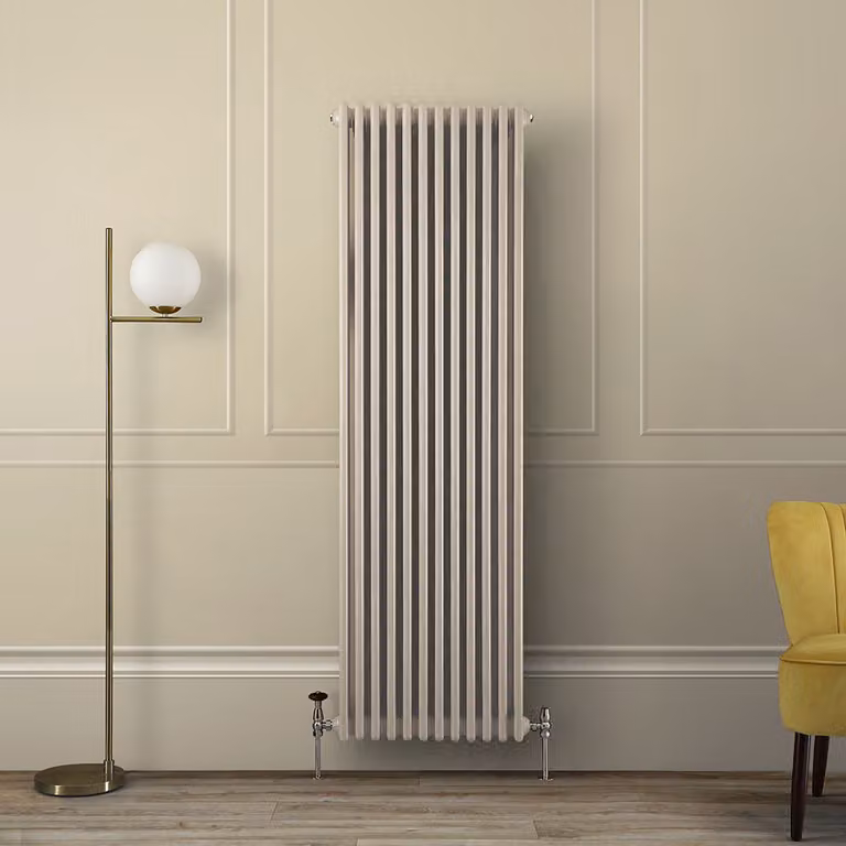 Radiatore Verticale Triplo Tradizionale Marrone 1800x560x100mm