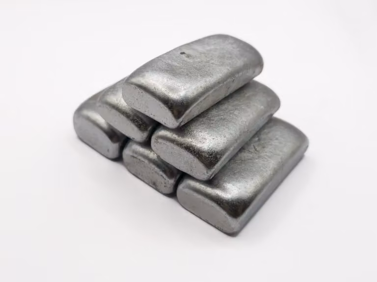 Lega di alluminio fuso AlSi9Cu3 in lingotti da 100 g, peso: 100 g