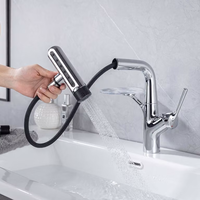 Miscelatore da bagno estraibile con 6 getti