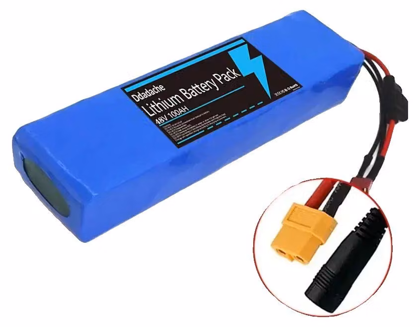 Batteria agli ioni di litio, alta capacità 100000 mAh, configurazione 48V, connettore XT60 DC