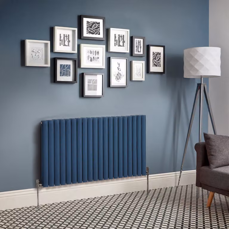 Radiatore di Design Orizzontale  Blu (Deep Sea Blu) -  635mm x 1180mm  - Pannello Doppio  - Revive
