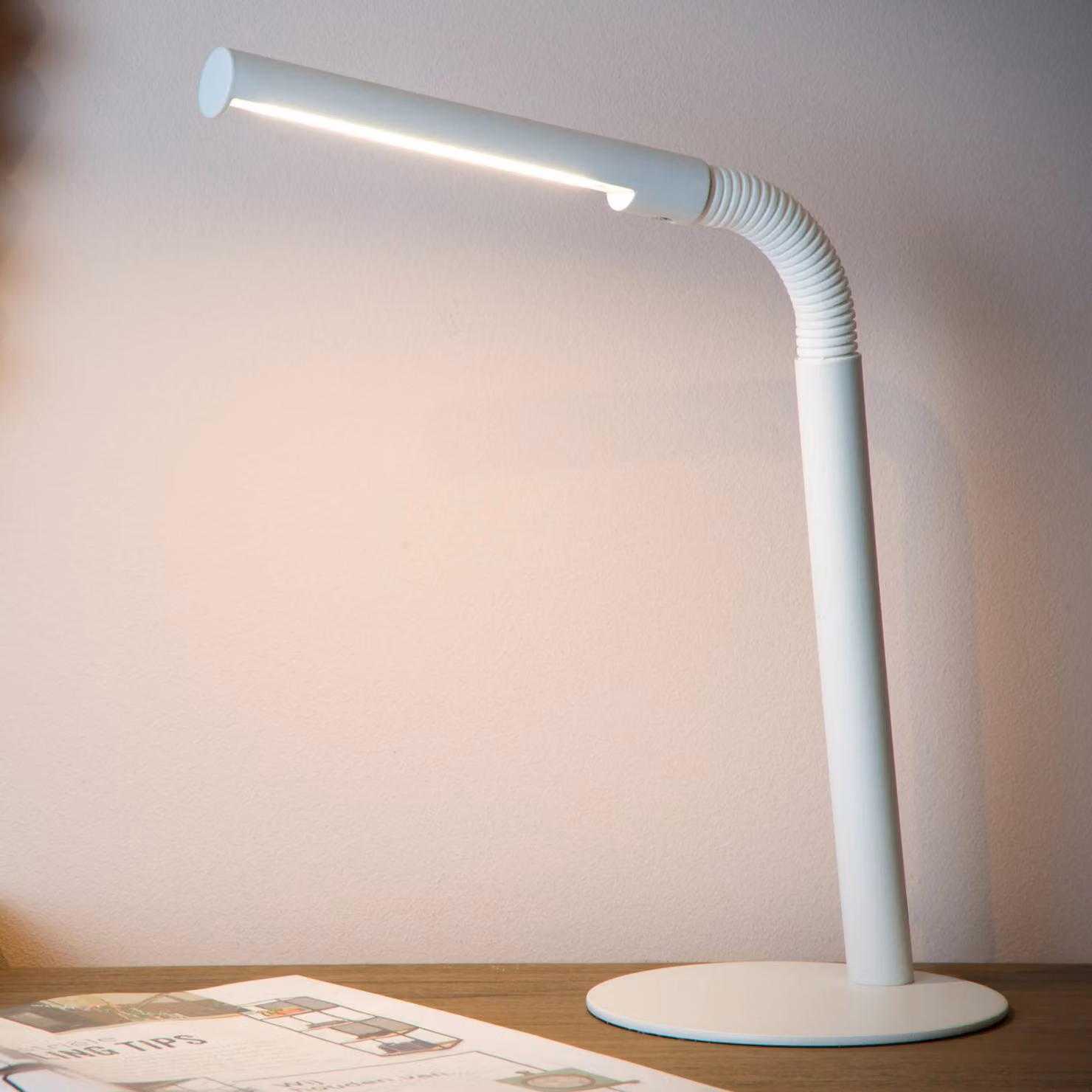 Lucide Lampada da scrivania Gilly, Bianco / Opale, Studio / Ufficio, Metallo, Lampada da tavolo