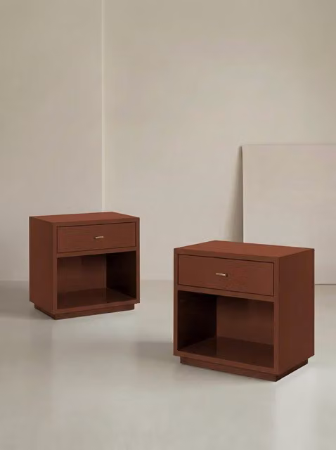 Set di 2 comodini Celine Kenay Home bordeaux con 1 cassetto e finitura opaca