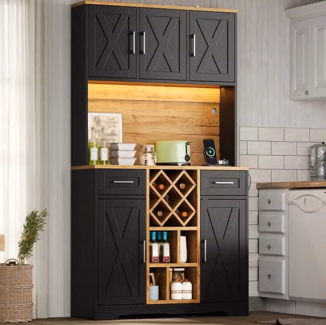 Credenza cucina con LED RGB, presa USB, portabottiglie e 2 cassetti, 105×40×180 cm
