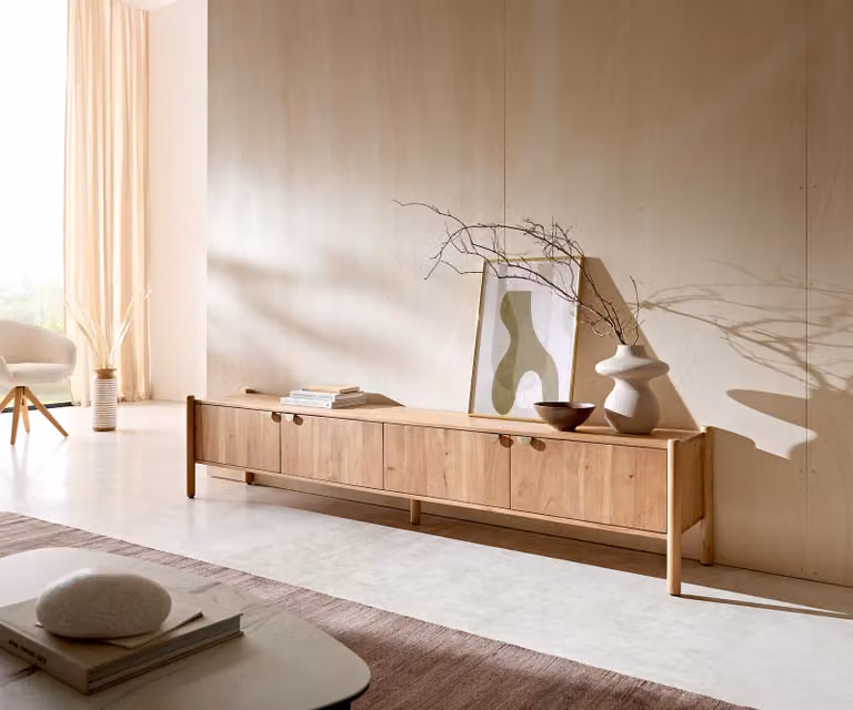 DELIFE Mobile TV a basso con struttura in legno di acacia "Caius", 220 cm, finitura "Aura", 4 ante